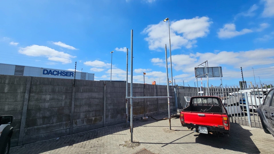Commercial Property for Sale in Airport Industria Western Cape